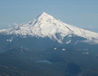 Mount Hood, April '07 ~  I took this picture on the way home from Newberg last weekend. 