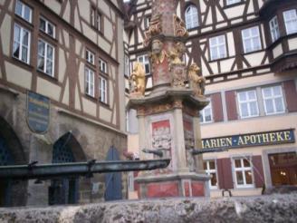 Stadtviertel -- Rothenberg ~  I loved the designs. I also liked watching the pidgeons. =] 