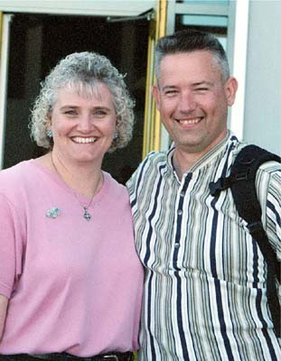 Bob and Brenda outside Alaska SeaLife Center