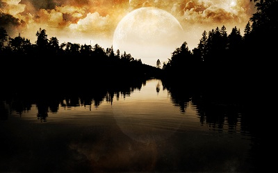 A mirrored moon above water.
