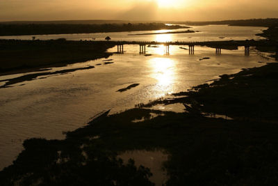 Pic of the Niger River Bridge from  [Link To User kiyasama] .