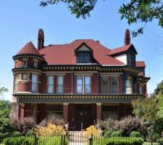 House on Goodrich Ave St Paul