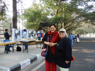 Somya and me at Chitra Santhe 2018, pic by Buvana