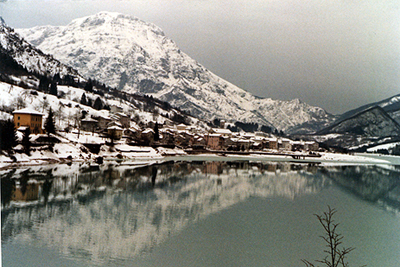 Cold beauty in the Alps.