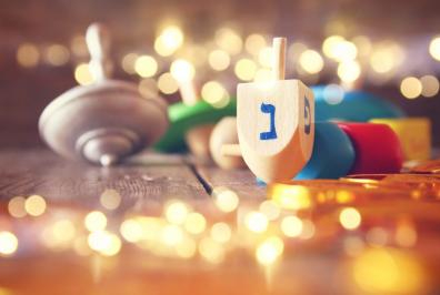 A Dreidel spinning