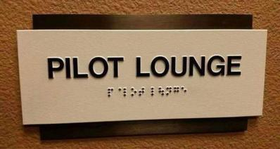 Pilot Lounge 
