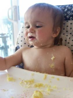 Bday Cake ~ Kera didn't like being all messy...