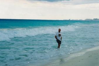 Beautiful Water!! ~  No description included. 